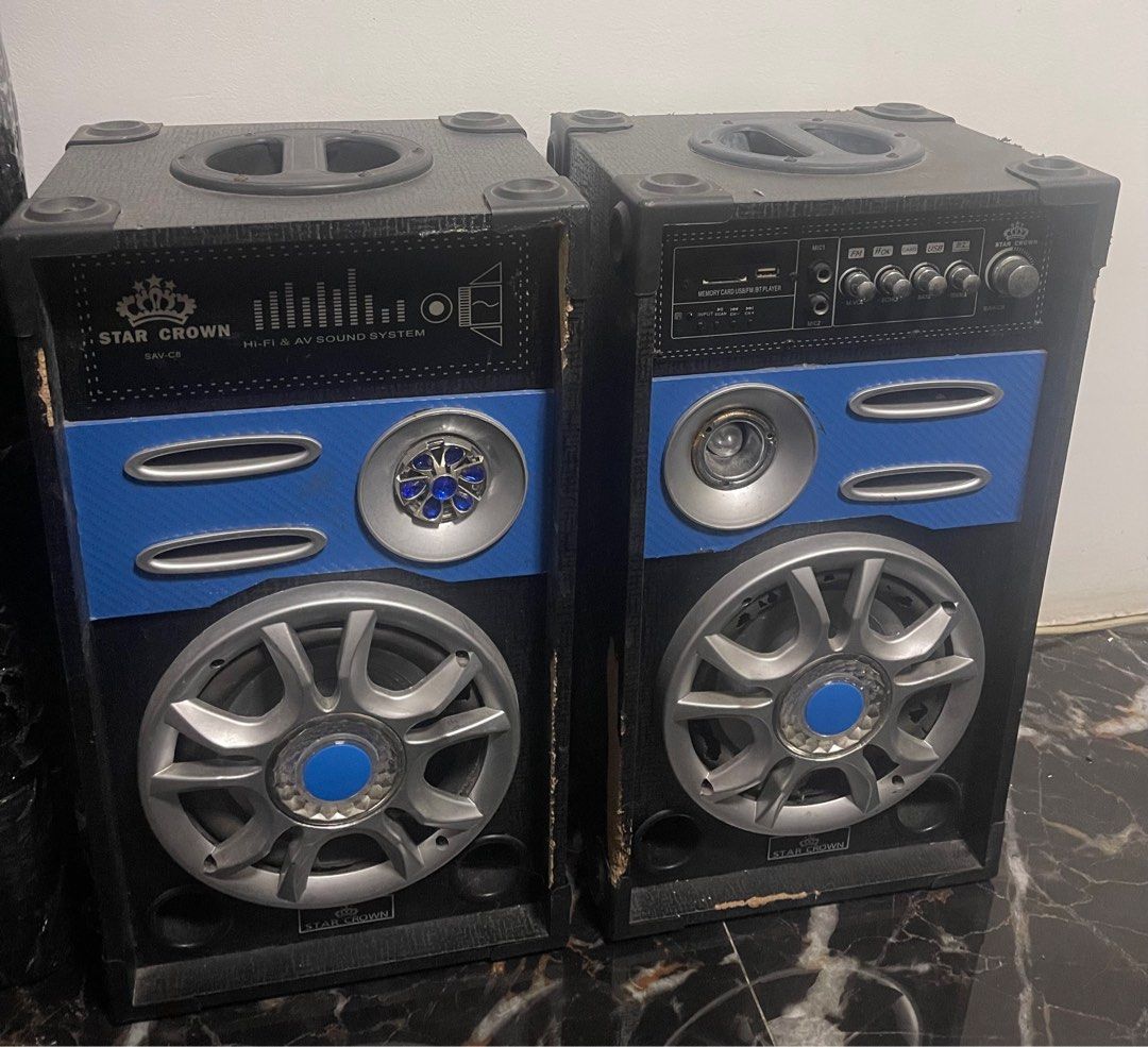 Star crown Bluetooth speaker (Category: Soundbars, Speakers & Amplifiers) located in Mandaluyong City. Submitted by larasclosets (Listing ID 1292935123, Image 1). Description: .
