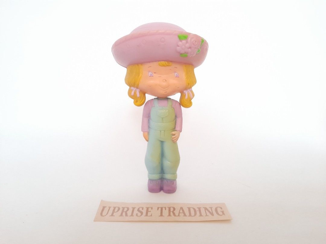 Strawberry Shortcake Figures Mcdo Toys (Category: Figurines & Statues) located in Cavite. Submitted by risingsunonlineshop (Listing ID 1292962615, Image 3). Description: Vintage Violet with flaws s face 275 Vintage pink 295 Vintage Orange 275 Orange Small 100 Vintage Violet 275 COD available thru sho.pee UNTIL APRIL 14 only COP LBC lala.move.