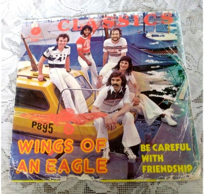 The Classics - Wings Of An Eagle (7" single) VINYL PLAKA (Category: Vinyls) located in Cebu City. Submitted by pandastampscebu (Listing ID 1237759766, Image 1). Description: The Classics - Wings Of An Eagle (7" single) (Killroy, 1976) : 125P. European pressing (Holland). Vinyl is in excellent condition. Tracks : a) Wings Of An Eagle b) Be Careful With Friendship All vinyl singles are tested and cleaned with a vacuum record cleaner. Payment : Gcas