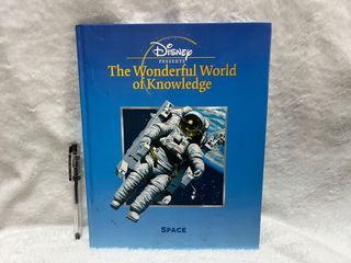 Disney The Wonderful World of Knowledge: Space (Encyclopedia for Kids)