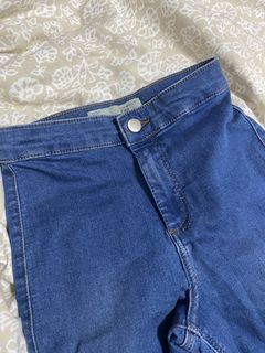 (Category: ) located in . Submitted by summercloset (Listing ID 1292950634, Image 1). Description: .