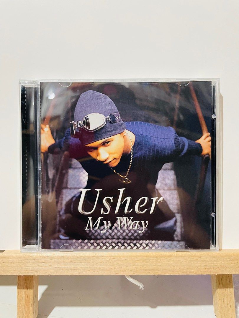 USHER ICONIC ALBUM (Category: CDs & DVDs) located in Caloocan City. Submitted by Supreeeeemo (Listing ID 1292865478, Image 1). Description: Confessions is for display purposes only, cd has scratches Payment thru GCash.