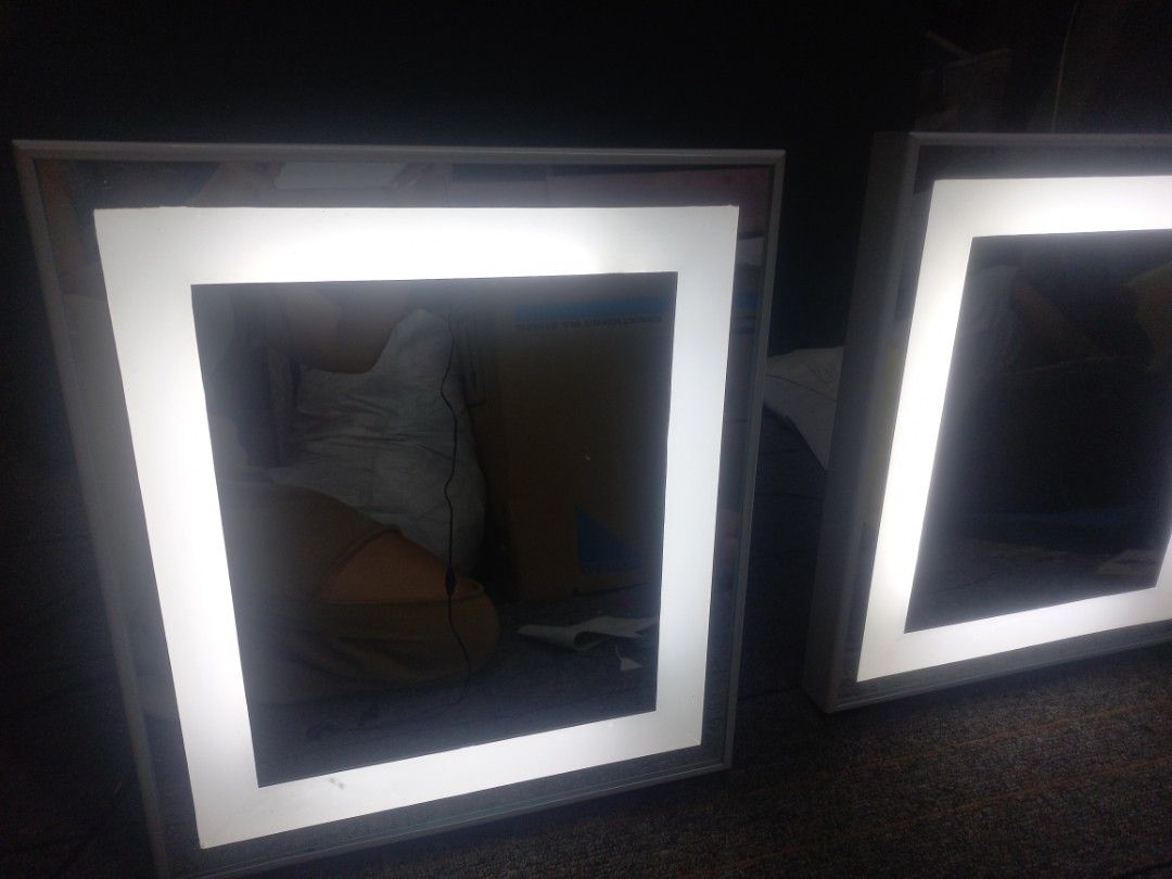Vanity Mirror for makeup (Category: Makeup) located in Manila. Submitted by ronav25916562 (Listing ID 1292852623, Image 1). Description: Made to order Vanity Mirror Size 16x 18 ,18 x 22 Suitable for home or travel make up use💖✨ Perfect gift.. pm me.