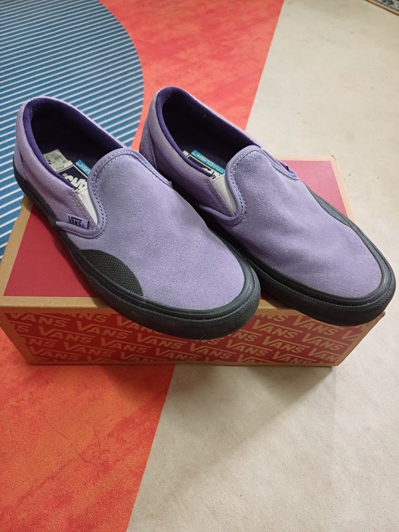 Lizzie armanto slip on pro top