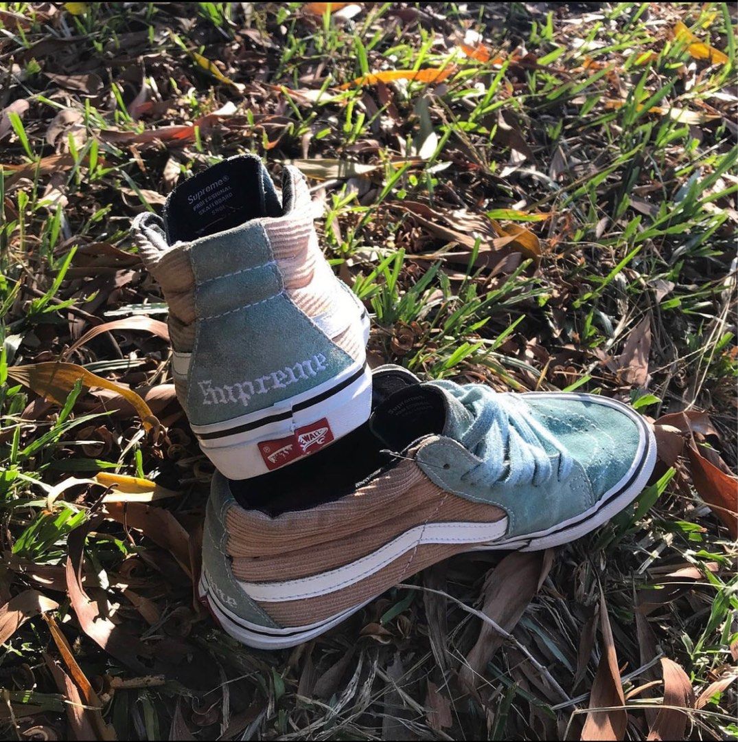 Vans x Supreme Sk8 mid Pro Supreme Croc Suede Shoes