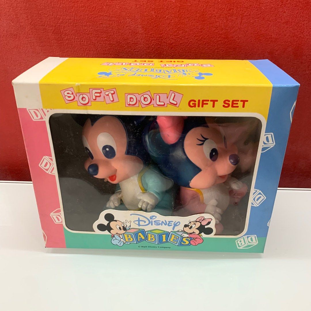 Vintage Mickey Minnie (Category: Vintage Collectibles) located in Manila. Submitted by coolandchic (Listing ID 1292922815, Image 3). Description: Stored Never used .