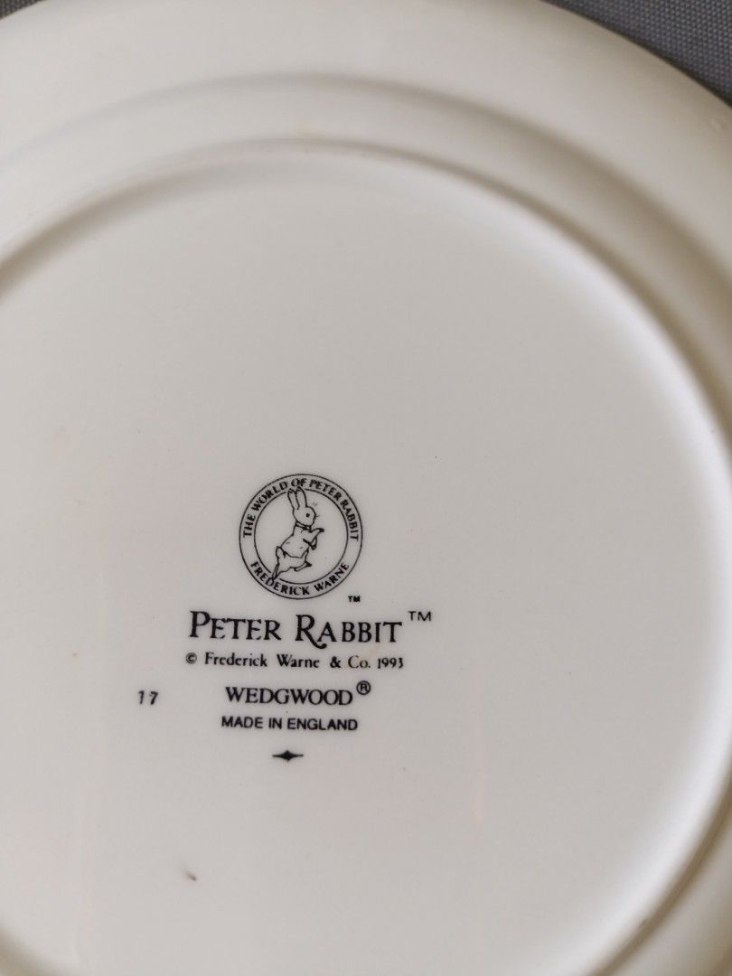 Wedgewood Peter Rabbit cake plate (Category: Dinnerware & Cutlery) located in Mandaluyong City. Submitted by diynanay (Listing ID 1292823159, Image 2). Description: Wedgewood Peter Rabbit cake plate. collectible.