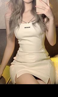 (Category: ) located in . Submitted by ameluhh (Listing ID 1292937257, Image 1). Description: .