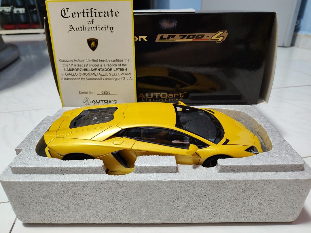 1/18 autoart lamborghini aventador lp700-4, Hobbies & Toys, Toys