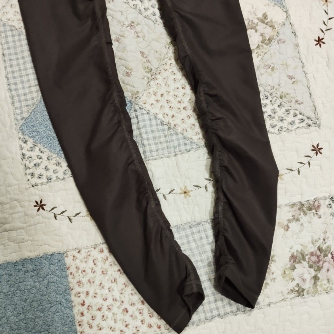 Alo Yoga Espresso Solid Brown (S), Women's Fashion, Activewear on Carousell