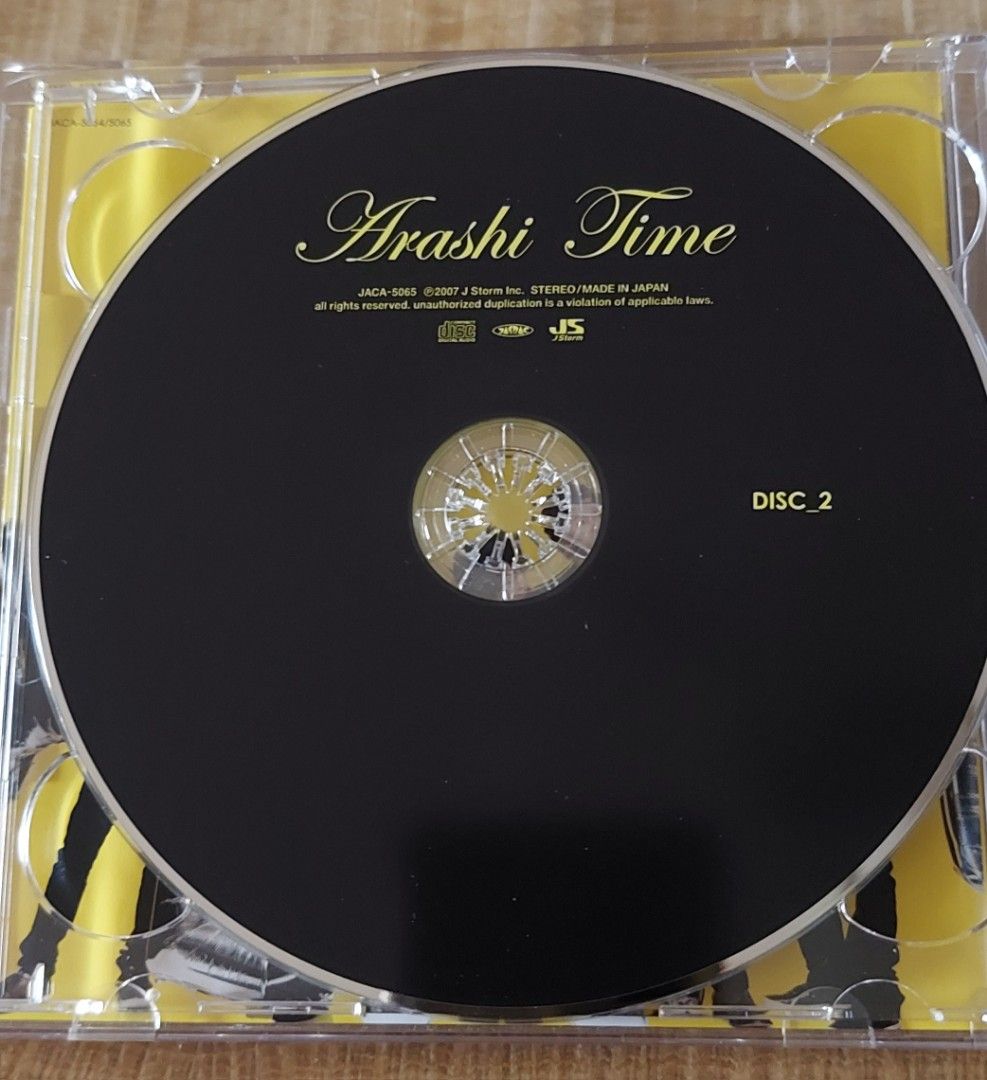 ARASHI 嵐- CD, 興趣及遊戲, 音樂、樂器& 配件, 音樂與媒體- CD 及DVD 