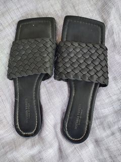 Auth BOTTEGA VENETA intereccio sandali black leather