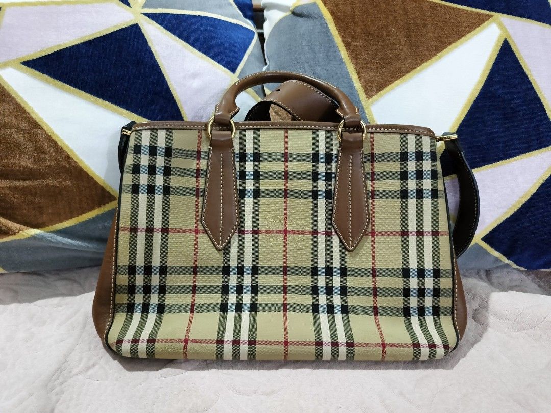 AUTHENTIC BURBERRY PLAID BAG Luxury Bags Wallets on Carousell