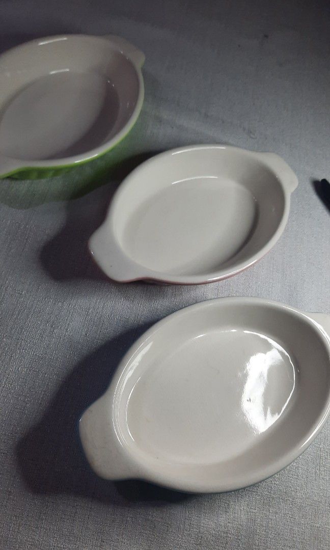 Baking dish ceramic colored pastel 8x5" (Category: Bakeware) located in Manila. Submitted by luckycharm_215 (Listing ID 1293093592, Image 2). Description: price per piece.