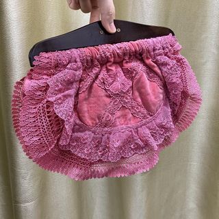 (Category: ) located in . Submitted by eevintage (Listing ID 1293001420, Image 1). Description: .