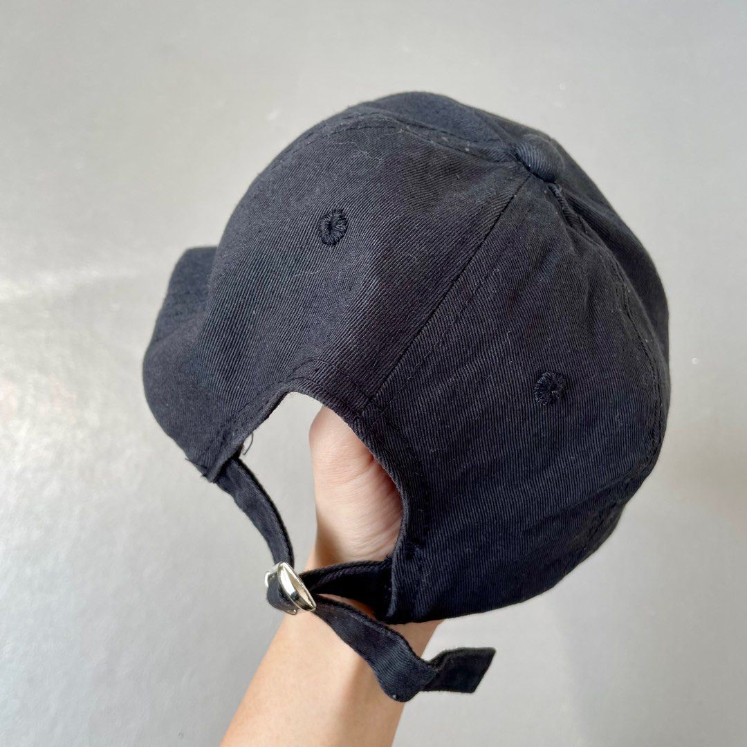 Fila cap black top