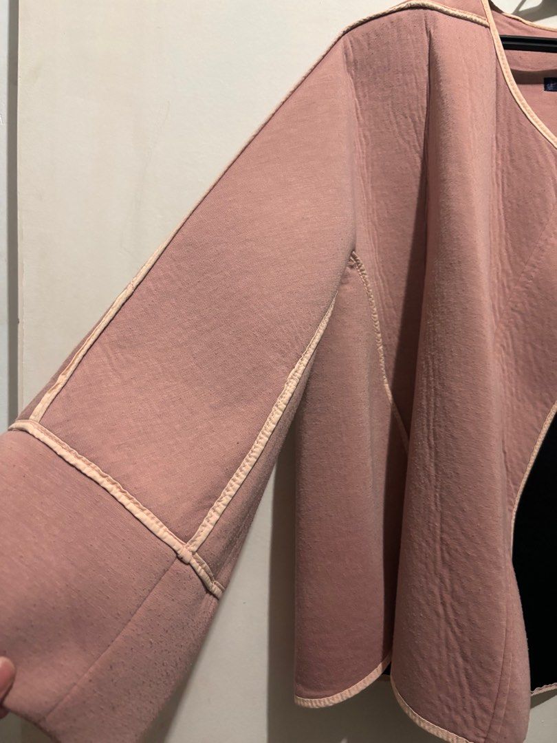 Blazer (Neoprene-ish in blush pink) (Category: Coats, Jackets and Outerwear) located in Malolos. Submitted by irisandbarry (Listing ID 1293082430, Image 2). Description: Very flattering when worn Can send image of when worn for sure buyer Fits medium-xxl.