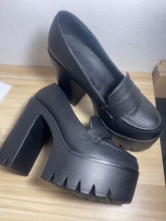 Brand New: 5 inch Platform Loafers