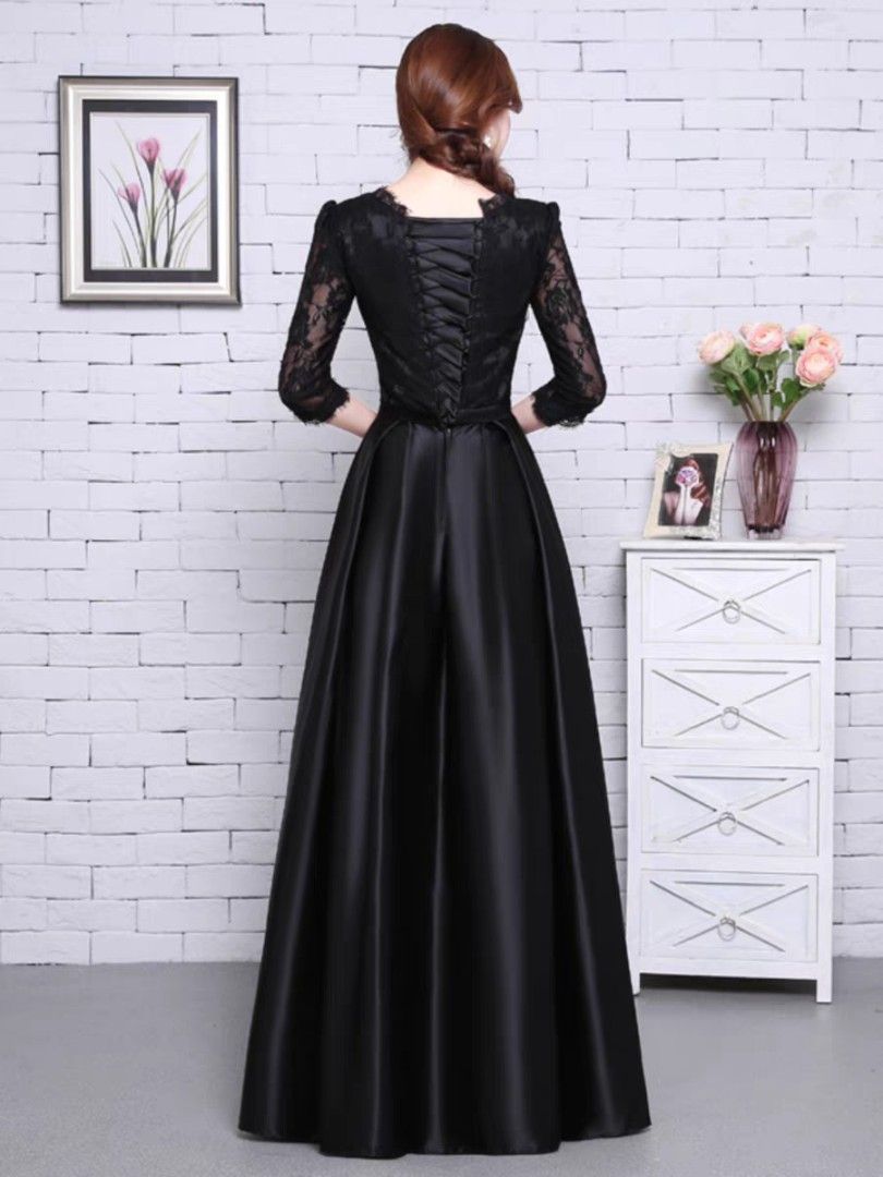 Brand new black gown