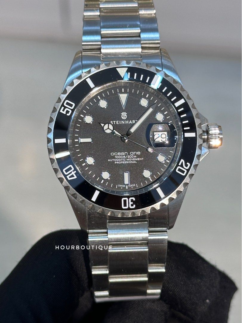 Brand New Steinhart Ocean 42 Black Ceramic Bezel Swiss Made Automatic Divers Watch