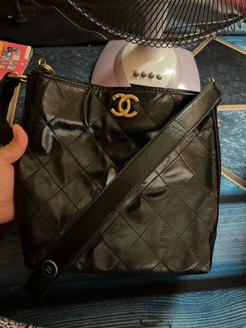 Chanel bucket bag 2 way