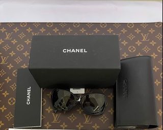 Authentic Chanel Sunglasses complete with box
