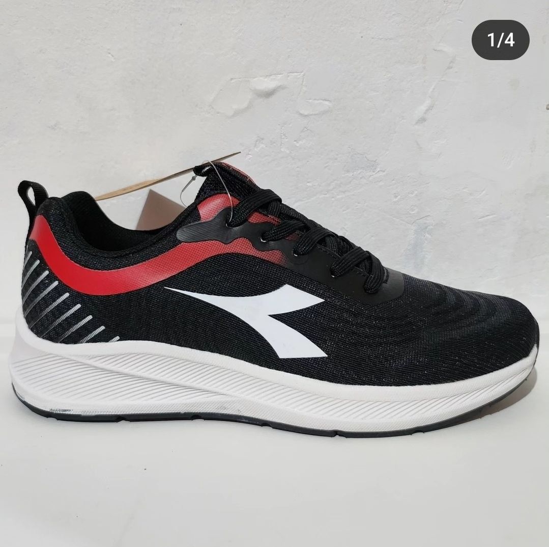 Sepatu diadora running hitam cheap