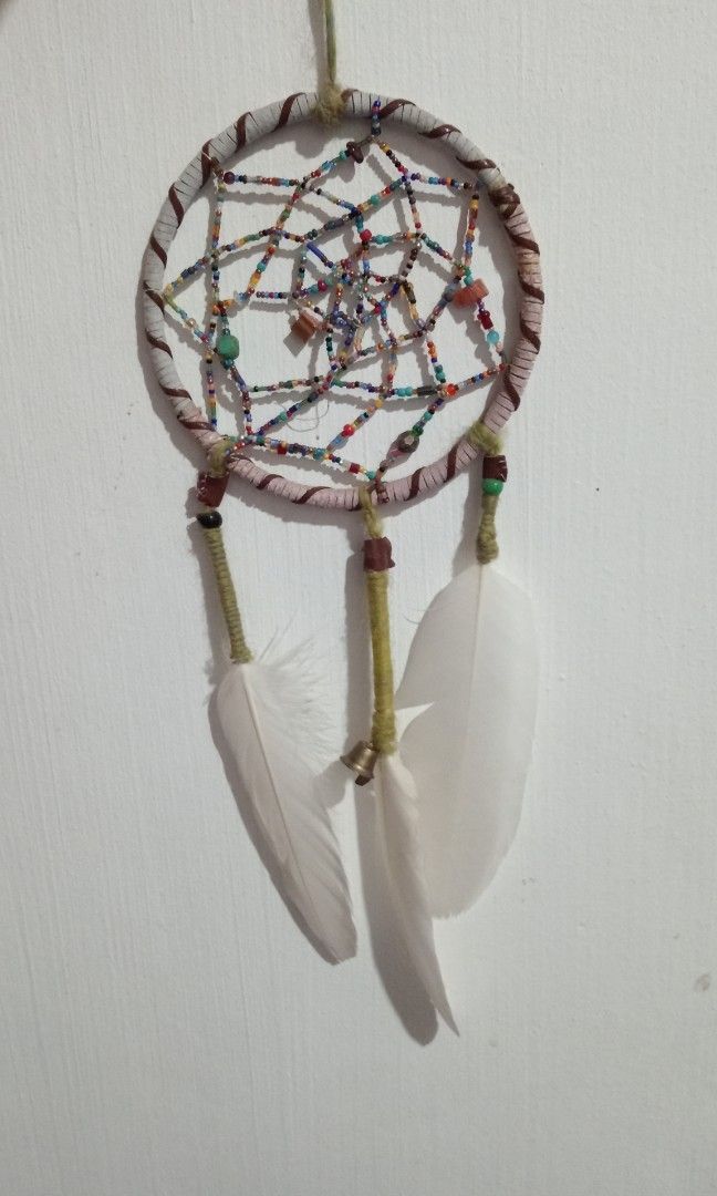 Dream catcher (Category: Wall Decor) located in Batangas. Submitted by girlmeetspurple (Listing ID 1293024383, Image 2). Description: .