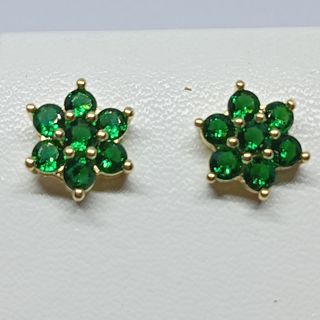 EMERALD EARRINGS. 18K GOLD PLATED ON PLATINUM.
