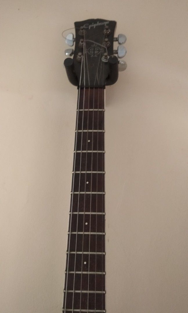 Epiphone Custom, Musik & Media, Alat di Carousell
