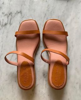 Genuine leather sandals