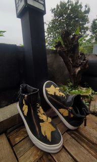 (Kategori: ) berada di . Dikirim oleh footless.id (ID iklan 1293018040, Gambar 1). Deskripsi: .