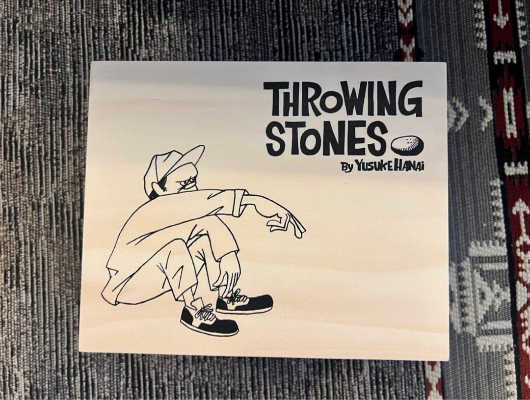 Hanai Yusuke Throwing Stones Vinyl Figure (Edition of 1000