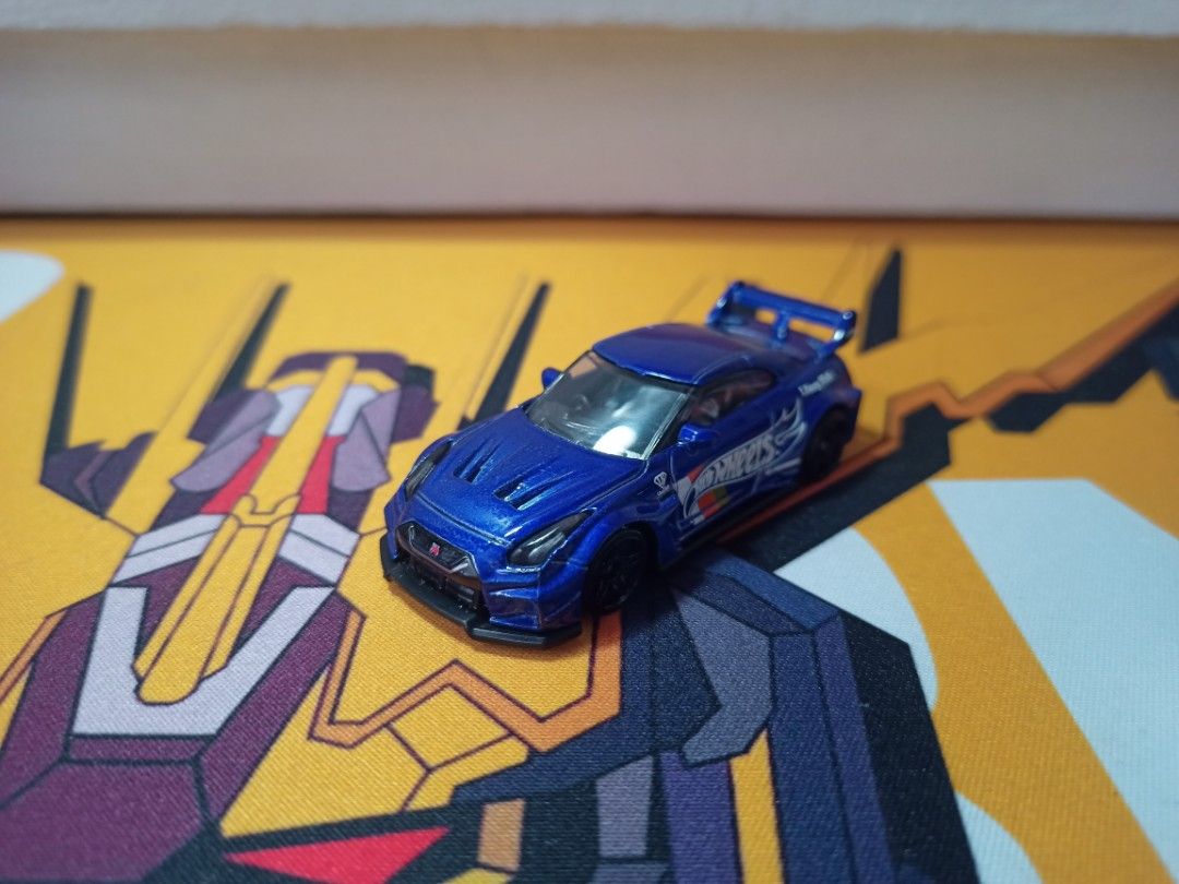 Hot Wheels Nissan R35 GTR LBWK, Hobbies & Toys, Toys & Games on Carousell