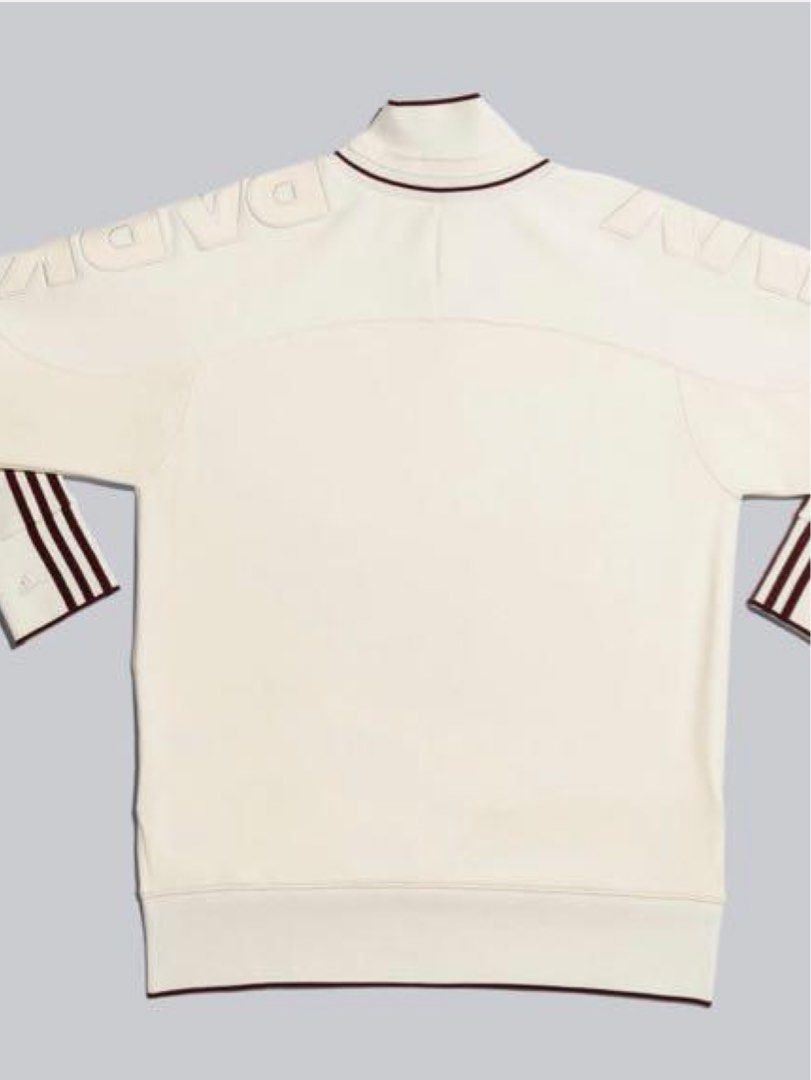 Ivy Park x Adidas sweater NEW