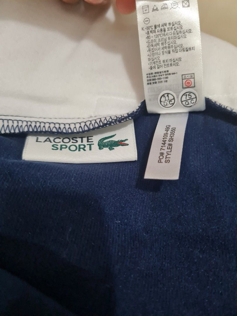 Jaket sporty lacoste, Fesyen Pria, Pakaian Atasan di Carousell