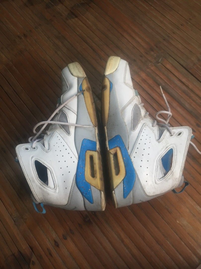 Jordan flight club 91 sky blue (Category: Casual Shoes) located in Legazpi City. Submitted by archive67 (Listing ID 1293155710, Image 1). Description: Jordan flight club 91 Vintage Authentic Size: 10.5 Issue nasa pics na tyka need Wash lang walang pupod sole Alam nyo bentahan nyan Negotiable sa sure buyer Location: Bicol, Legazpi.