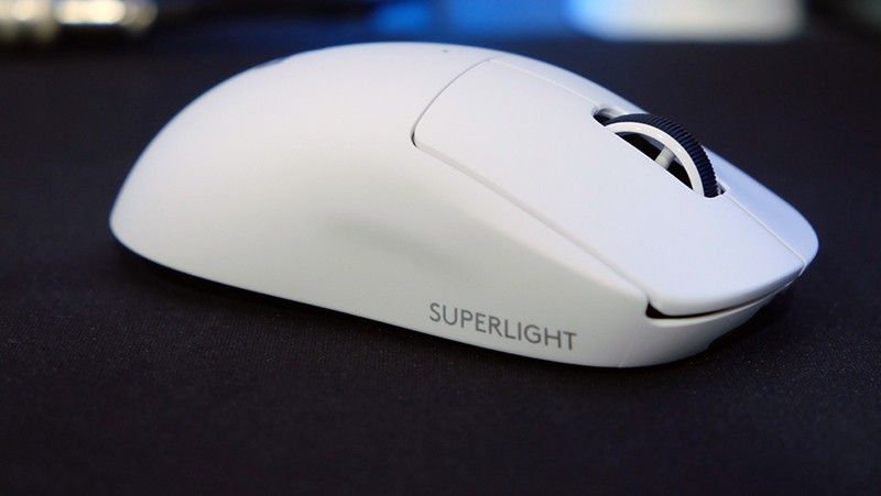 Logitech G PROX Superlight 2 Wireless Gaming Mouse White (Category: Mouse & Mousepads) located in Makati City. Submitted by techubstoreandaccessories (Listing ID 1293040331, Image 3). Description: Logitech G PROX Superlight 2 Wireless Gaming Mouse White Same Day Delivery Via Lalamove‼️ DETAILS: ✅BRAND NEW, SEALED, & ORIGINAL. ✅7 Days Replacement for Factory Defects and 1year Limited Warranty. (Terms and conditions apply). ✅With Sales Invoice (BIR