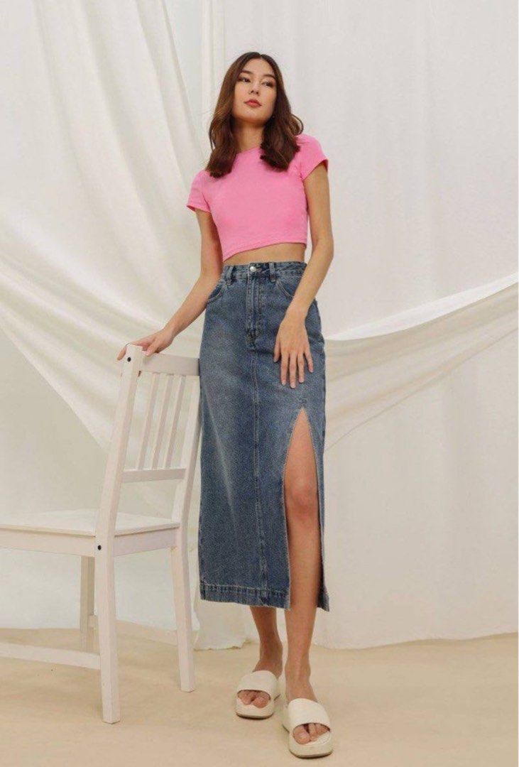 Four Ways to Wear a Denim Midi Skirt - Pumps & Push Ups