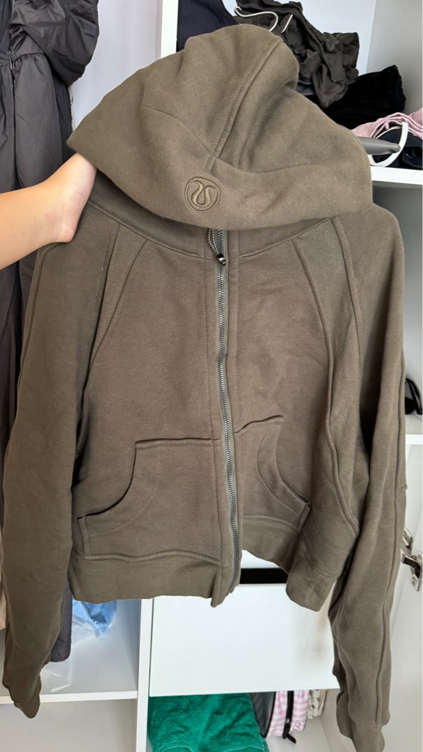 Lululemon jacket, Women's Fashion, Activewear on Carousell