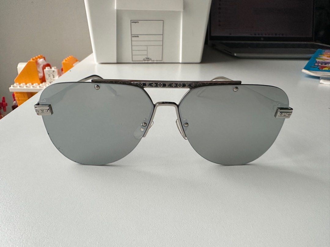 Louis vuitton ash best sale sunglasses