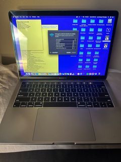 Macbook Pro 2019 13 inch (with touchbar)