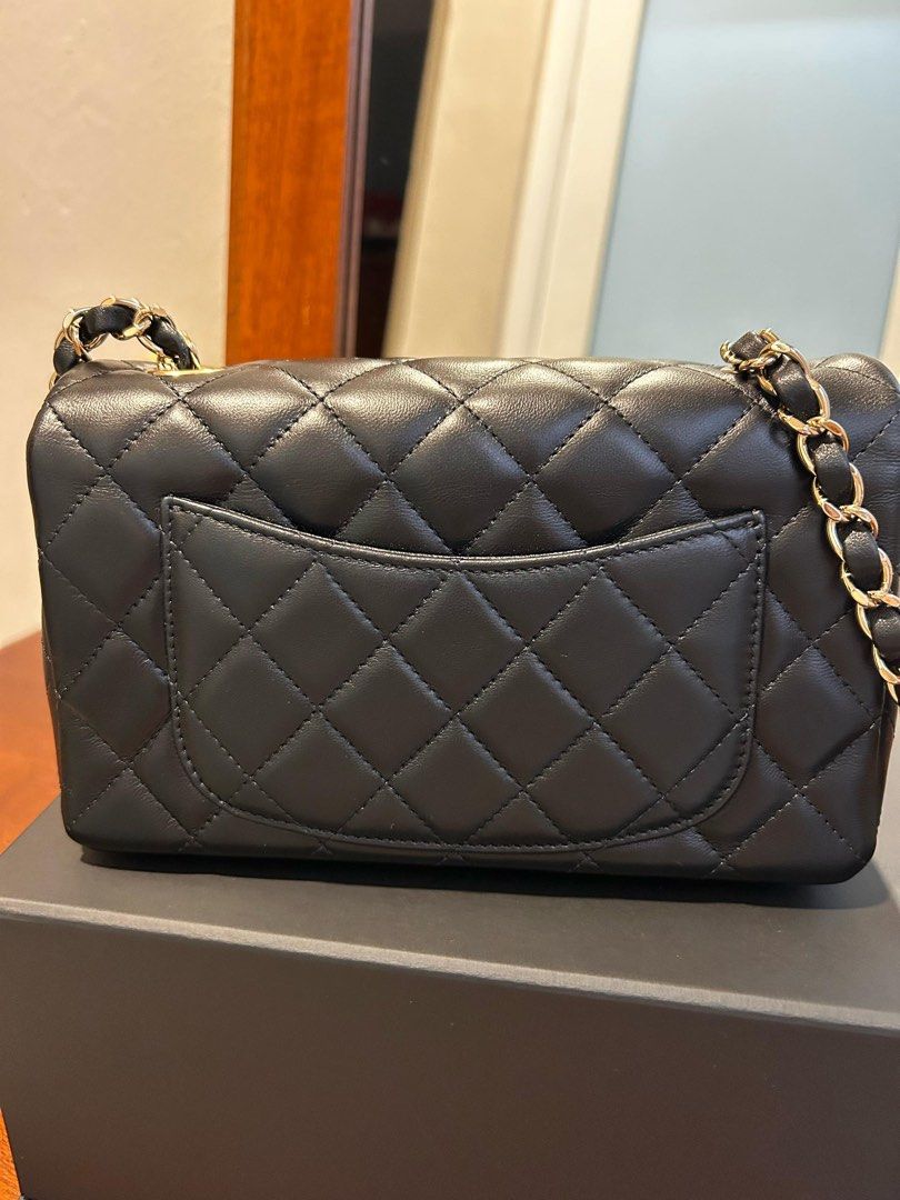 Mini Rectangular (Category: Bags & Wallets) located in Johor Bahru. Submitted by .-cheese-. (Listing ID 1292992728, Image 2). Description: Mini rectangular in lambskin GHW Kept unused with seal intact Series 31 Comes with holo, card, dustbag & box Slightly negotiable for fast deal.
