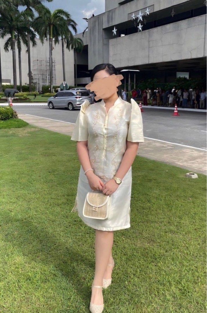 Modern filipiniana 2025 dress for rent