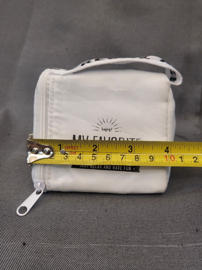 Onigiri/Rice Ball Thermal Bag (Category: Food Organization & Storage) located in San Fernando. Submitted by jpmarketplace2023 (Listing ID 1293142291, Image 2). Description: 💚 All items are authentic from Japan. 💛 MOP: GCash (❌️ GCash Protect) 🩵 MOD: LBC only (❌️ S. Checkout, COD, COP) 💙 Meet-up: Vista Mall, San Fernando, Pampanga 💜 All items are on-hand. 🧡 First to pay gets the item first. ❤️ Breakable items are packed with care and caution