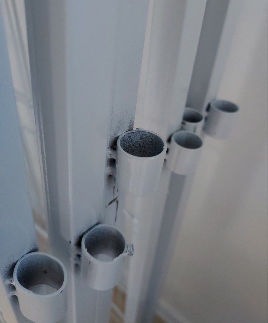 Kitten barrier top