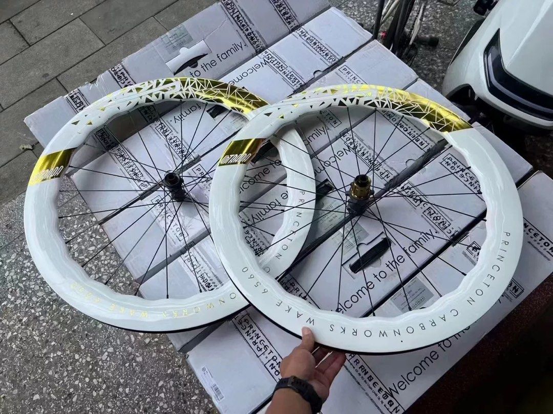 Princeton wake carbon wheels oem (Category: Parts & Accessories) located in Singapore. Submitted by todoframes (Listing ID 1132993455, Image 1). Description: Beautiful and high quality wheels with cx4 hubs that are loud and crisp. Wheels are made of Torray T1000 carbon. Proudly made in Taiwan. UCI certified and also undergo rigorous QC. 680 is price of wheels without Princeton decals-50/55mm deep wheels 950 is price of wheels with stickers- 65/60