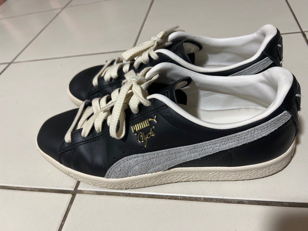 Puma clyde black suede hot sale