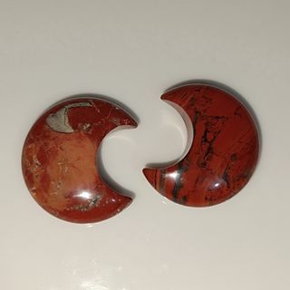 RED JASPER CRESCENT MOON NATURAL STONE CRYSTAL