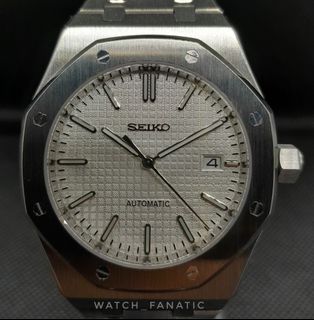 (Category: ) located in . Submitted by WATCH_FANATIC (Listing ID 1292989726, Image 1). Description: .